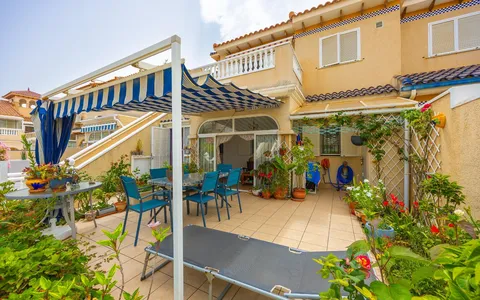Property in Orihuela Costa. Zeniamar-Horizonte-La Campana area, 2 bedrooms, 62 m2, 2 bedrooms, 62 m² — €184900