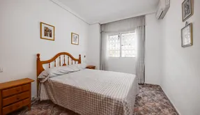 Property in Torrevieja. Playa de los Locos area, 2 bedrooms, 73 m2 - photo 3