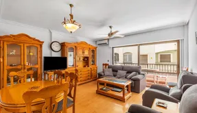 Buy an Apartment in Torrevieja, Spain. Paseo Maritimo area, 2 bedrooms, 90 m² - photo 4