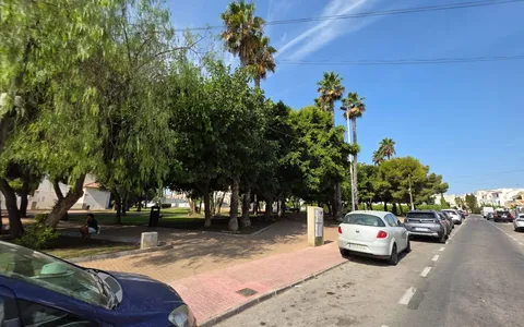 Torrevieja, Spain. Buy a Town house . Calas blanca area, 3 bedrooms, 120 m2