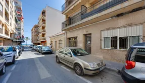 Torrevieja, Spain. Buy an Apartment . Paseo maritimo area, 3 bedrooms, 75 m2 - photo 5