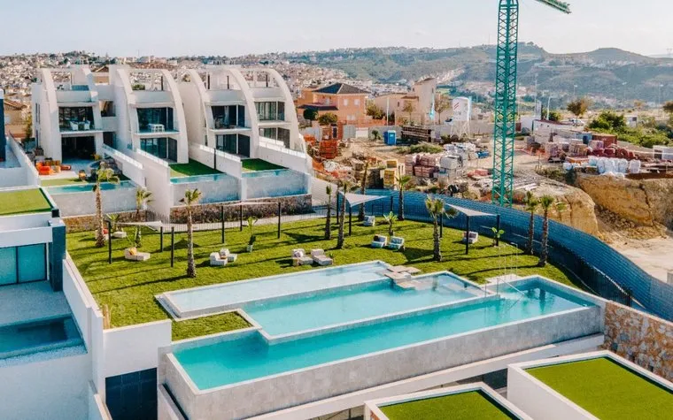 Buy an Bungalow in Spain. La Marquesa Golf area, 4 bedrooms, 258 m2